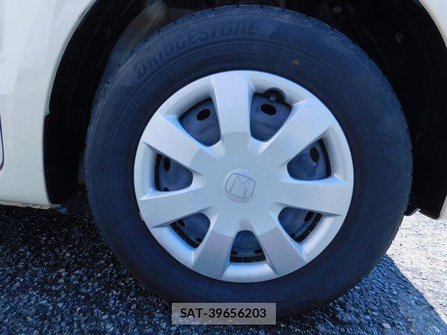 Honda N BOX 2013-01 8208999-22