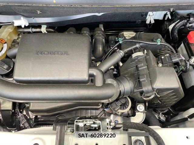 Honda N BOX 2026-06 8208933-17