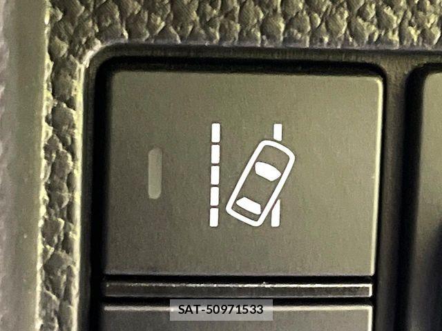 Honda N BOX 2022-02 8208918-6