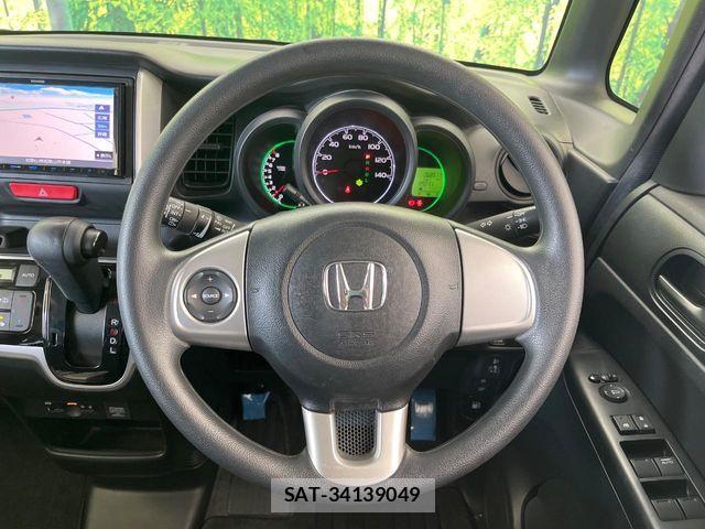 Honda N BOX 2016-02 8208987-11