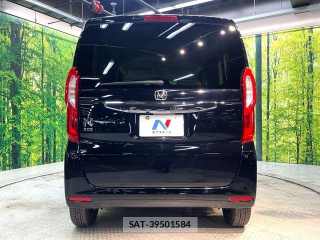 Honda N BOX 2023-09 8208925-14