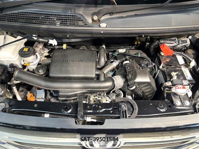 Honda N BOX 2023-09 8208925-17