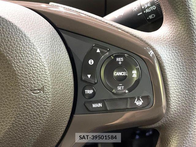 Honda N BOX 2023-09 8208925-4
