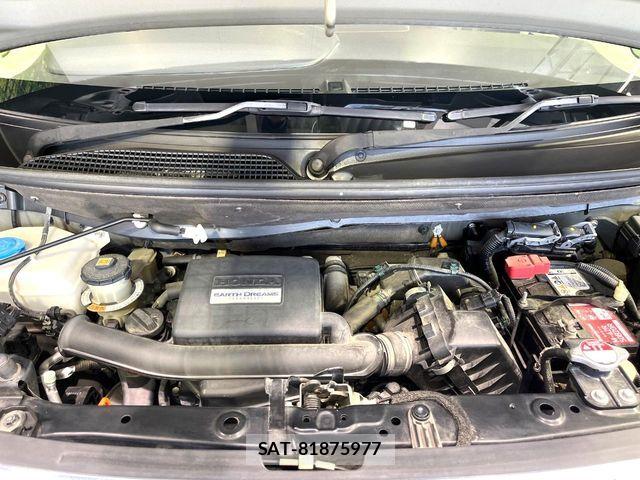 Honda N BOX 2019-08 8208965-17