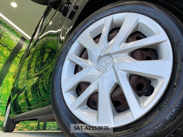 Honda N BOX 2019-11 8208953-12