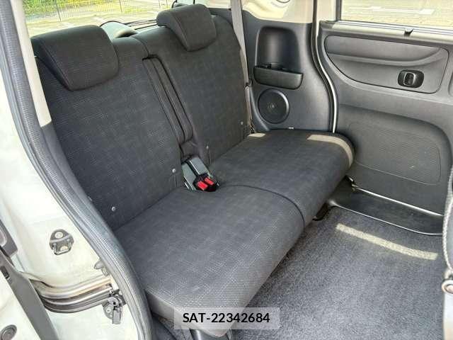 Honda N BOX 2015-11 8208984-13