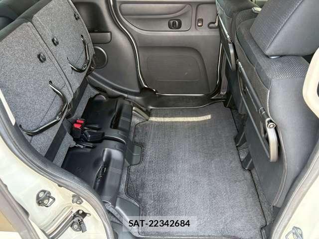 Honda N BOX 2015-11 8208984-14