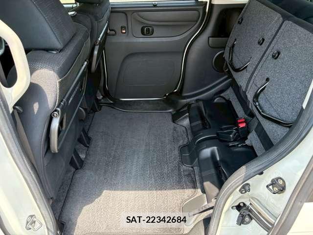 Honda N BOX 2015-11 8208984-16