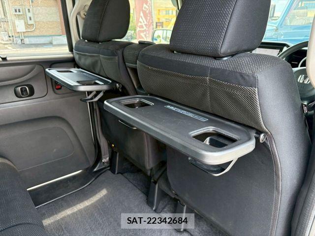 Honda N BOX 2015-11 8208984-25