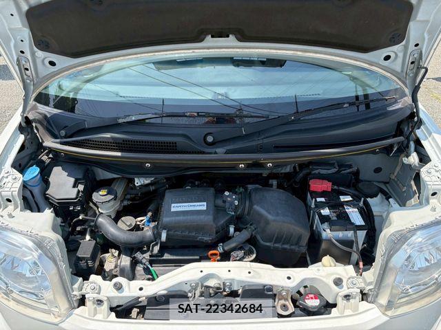 Honda N BOX 2015-11 8208984-28