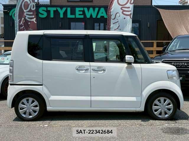 Honda N BOX 2015-11 8208984-3