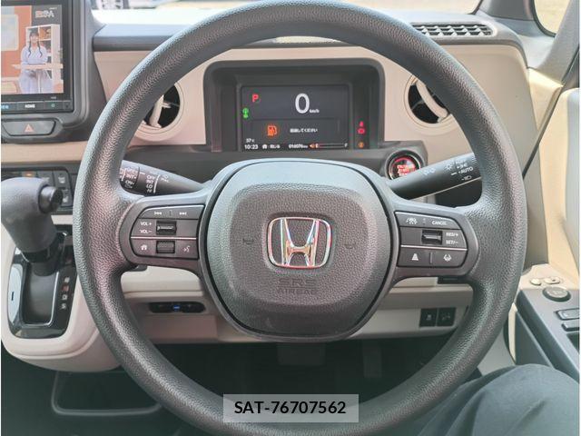 Honda N BOX 2023-11 8208950-14