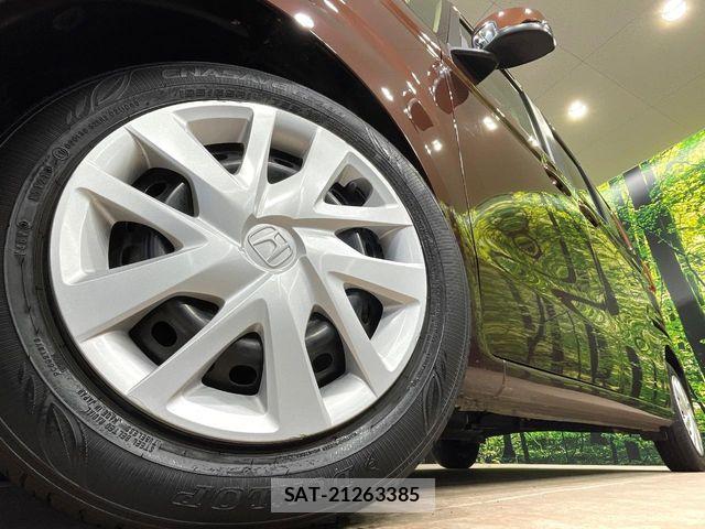 Honda N BOX 2022-01 8208951-12