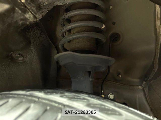 Honda N BOX 2022-01 8208951-19