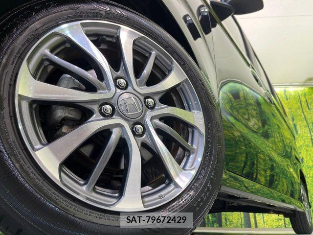 Honda N BOX 2023-11 8208911-12