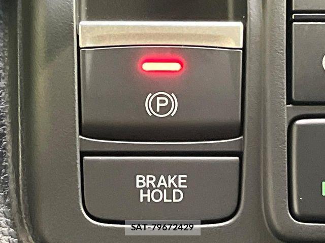 Honda N BOX 2023-11 8208911-6