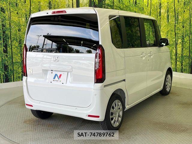 Honda N BOX 2026-06 8208932-17