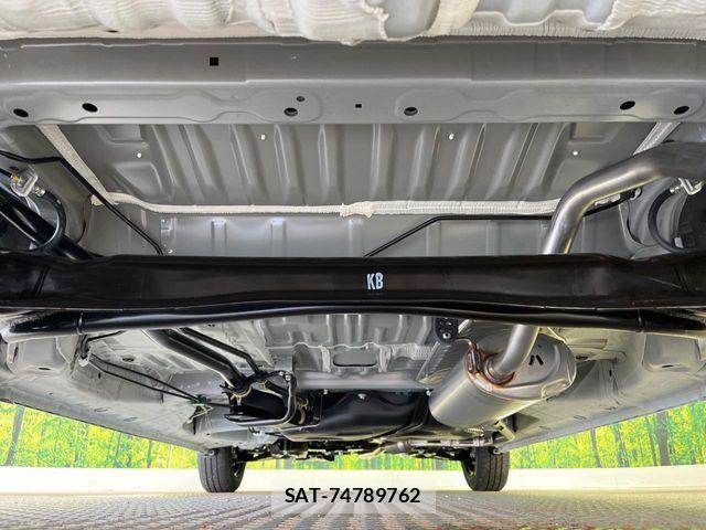Honda N BOX 2026-06 8208932-19