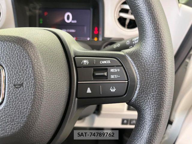 Honda N BOX 2026-06 8208932-4