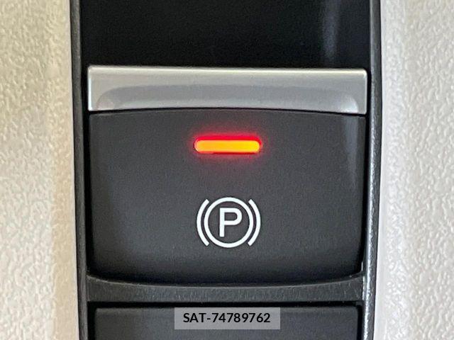 Honda N BOX 2026-06 8208932-7