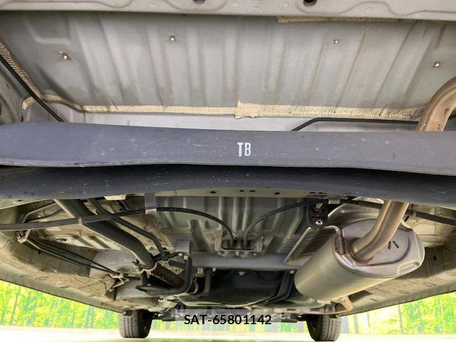 Honda N BOX 2018-10 8208966-18