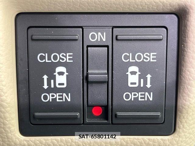 Honda N BOX 2018-10 8208966-3