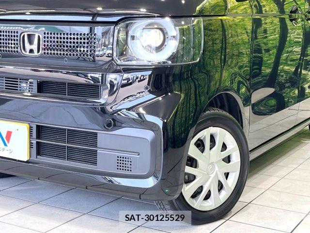 Honda N BOX 2024-11 8208944-11