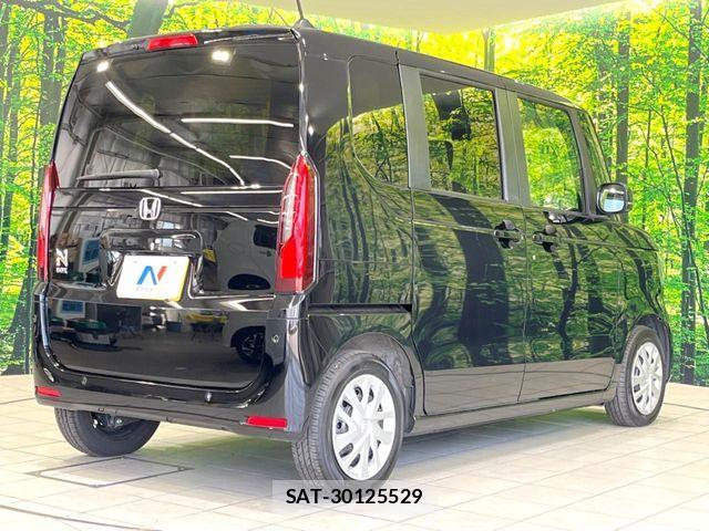Honda N BOX 2024-11 8208944-16
