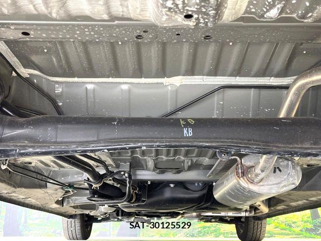 Honda N BOX 2024-11 8208944-18