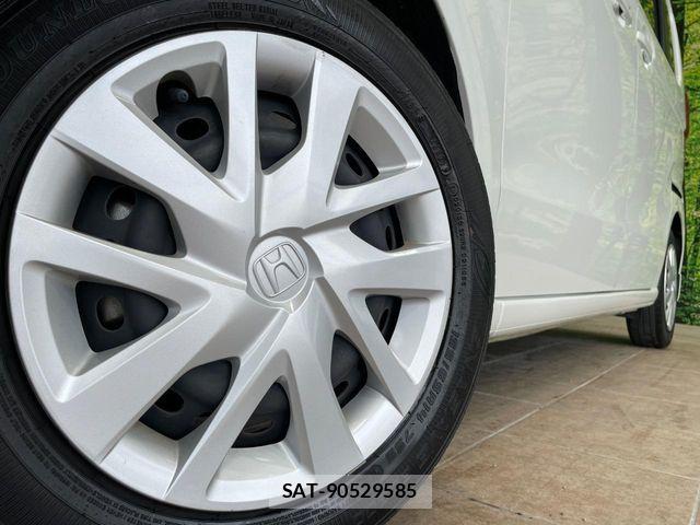 Honda N BOX 2022-01 8208940-12