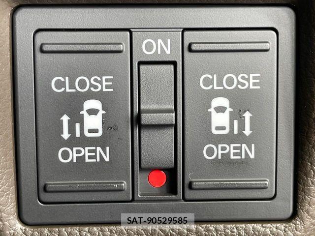 Honda N BOX 2022-01 8208940-5