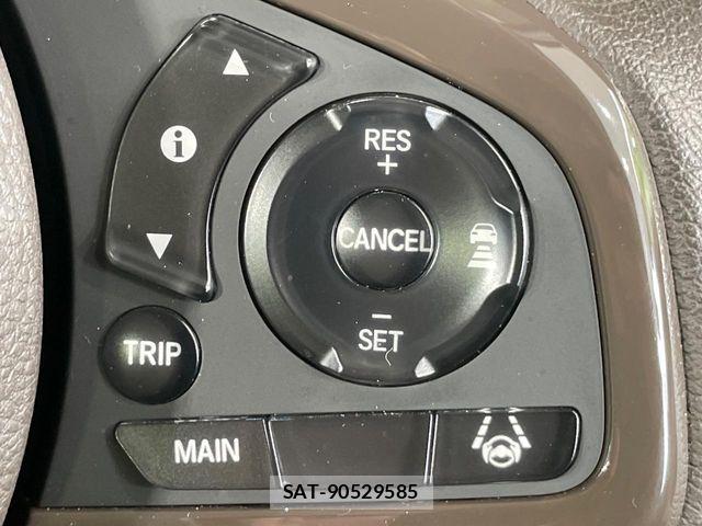 Honda N BOX 2022-01 8208940-6