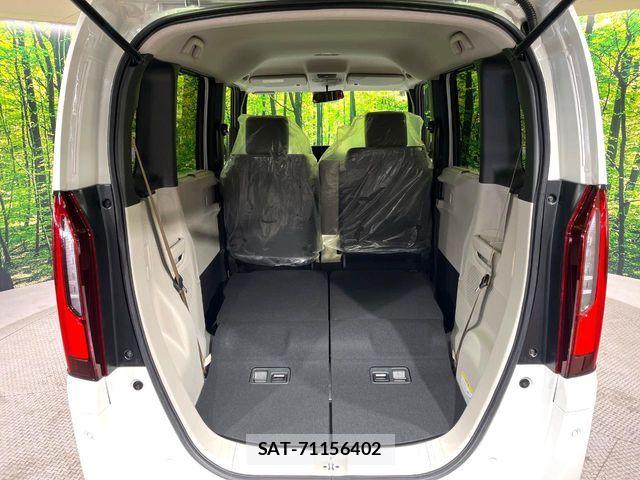 Honda N BOX 2026-07 8208916-9