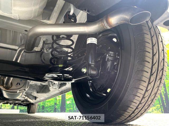 Honda N BOX 2026-07 8208916-19