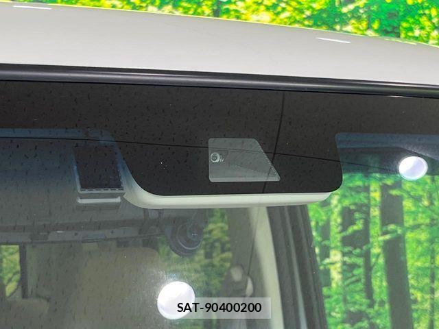 Honda N BOX 2022-01 8208939-2