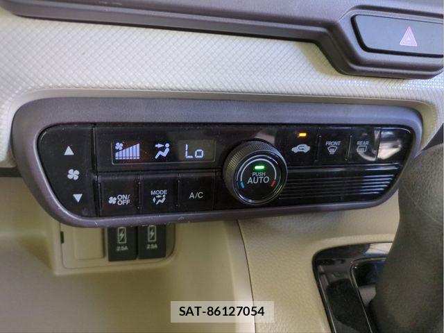 Honda N BOX 2017-10 8208991-10