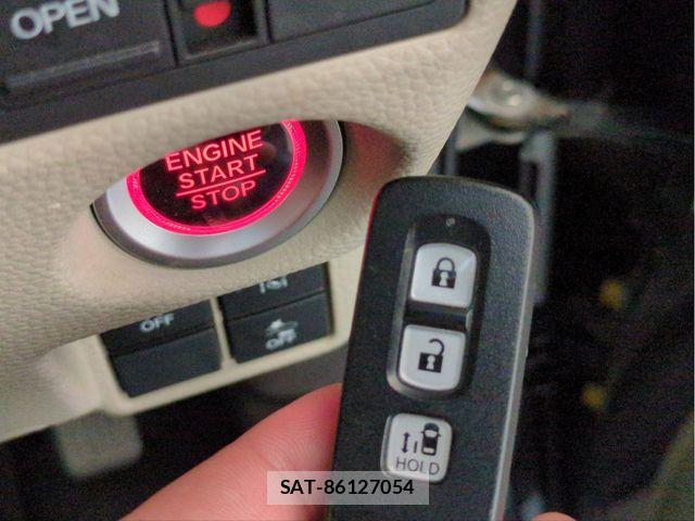 Honda N BOX 2017-10 8208991-12