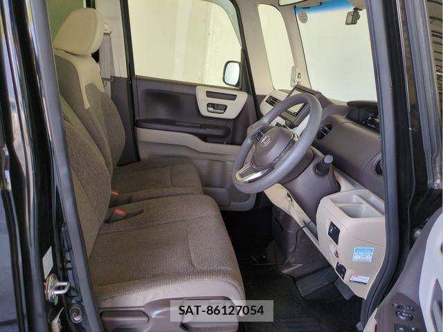 Honda N BOX 2017-10 8208991-25