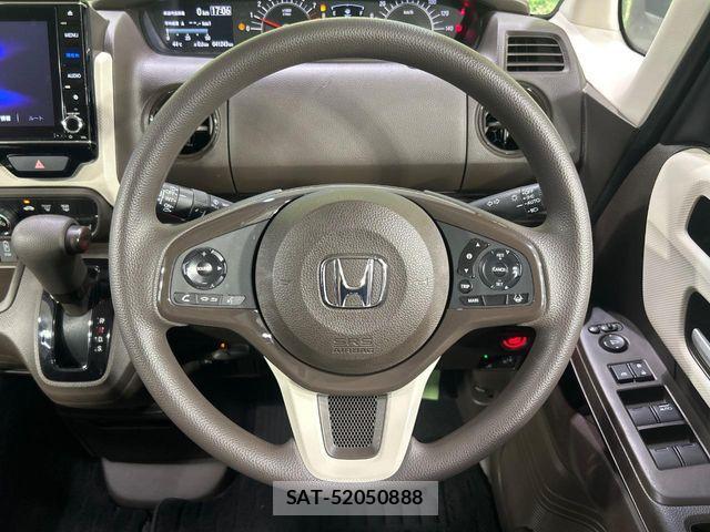 Honda N BOX 2022-06 8208935-10