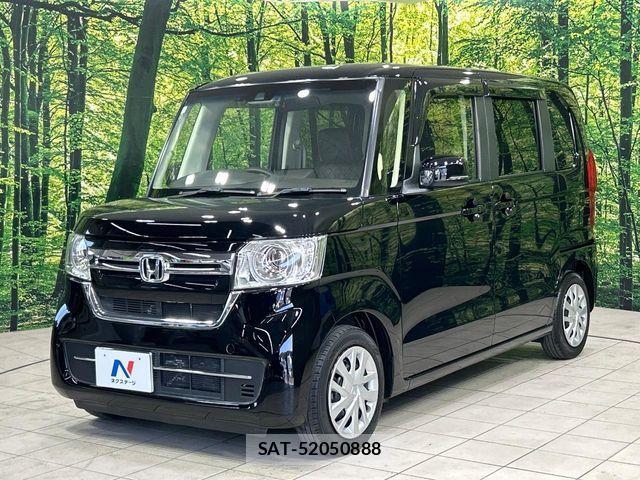 Honda N BOX 2022-06 8208935-16