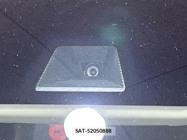 Honda N BOX 2022-06 8208935-4