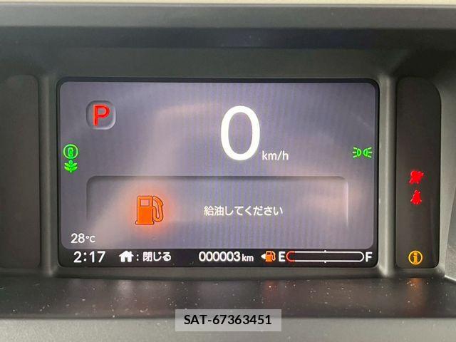 Honda N BOX 2026-05 8208927-13