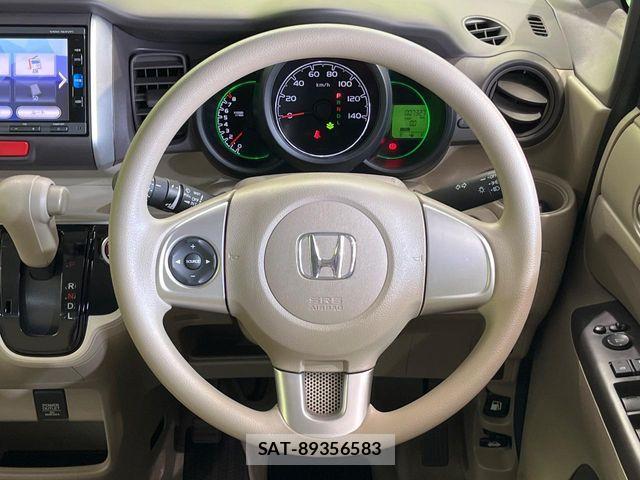 Honda N BOX 2015-10 8208981-10