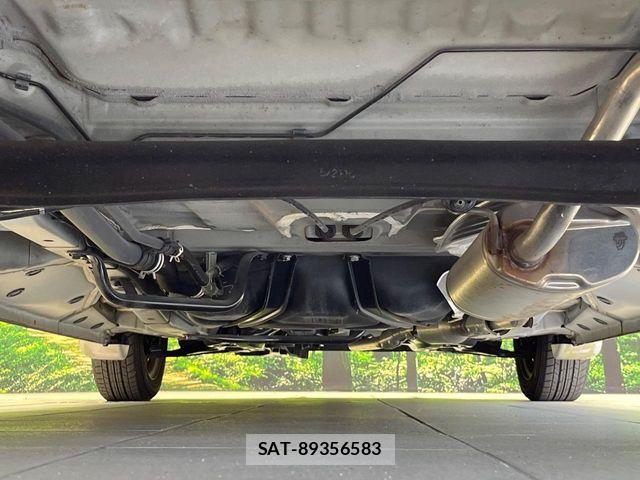 Honda N BOX 2015-10 8208981-18