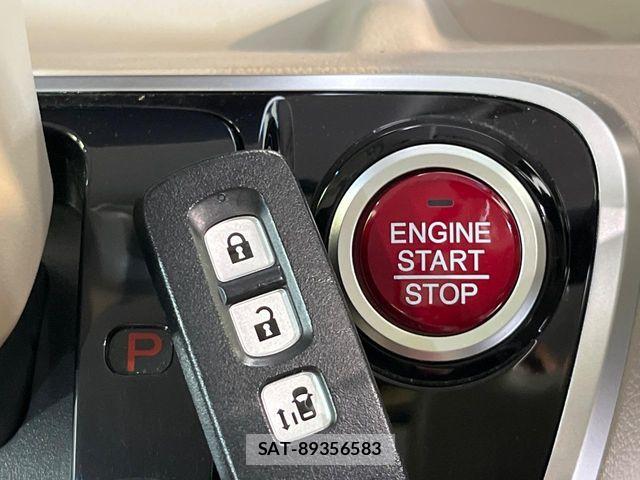 Honda N BOX 2015-10 8208981-6
