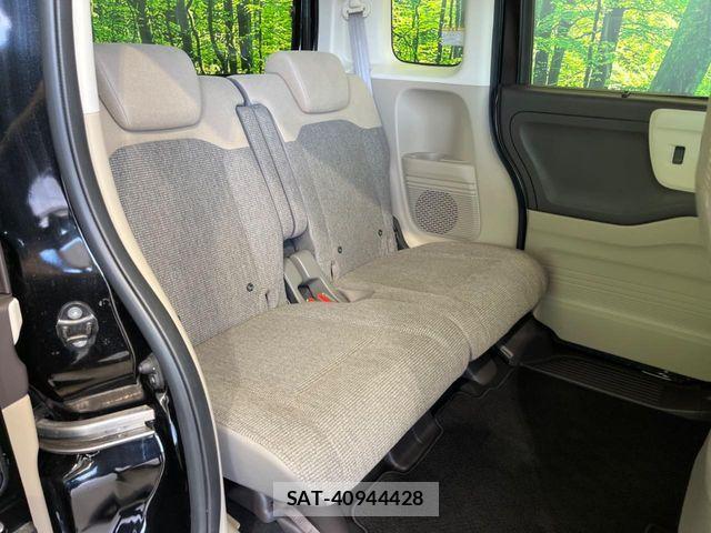 Honda N BOX 2019-10 8208967-8