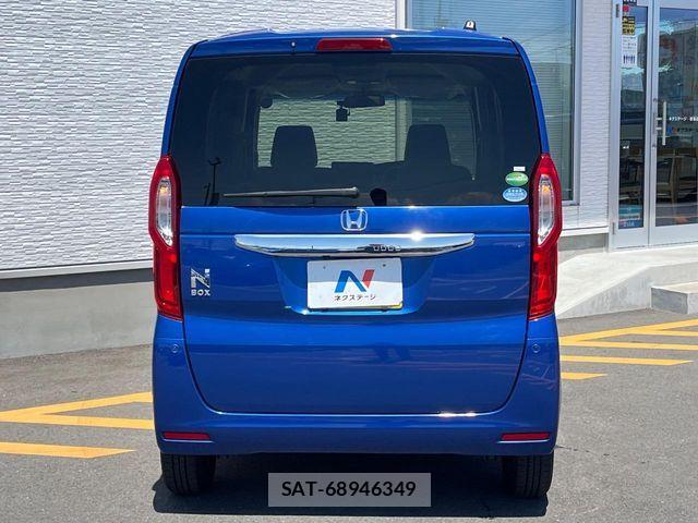 Honda N BOX 2018-05 8208971-14