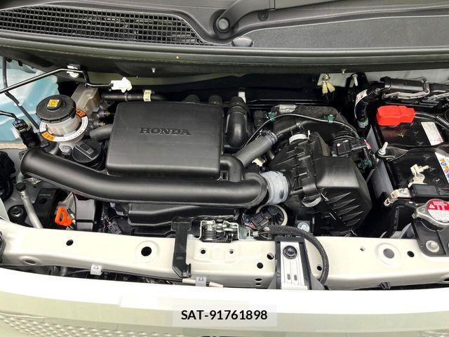 Honda N BOX 2025-09 8208923-17