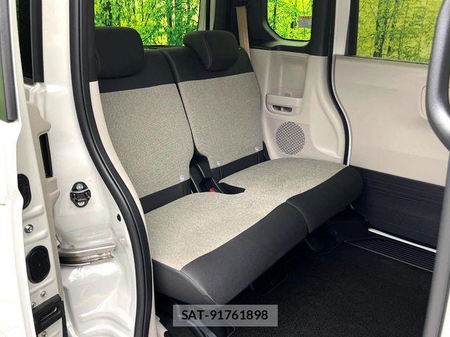 Honda N BOX 2025-09 8208923-8