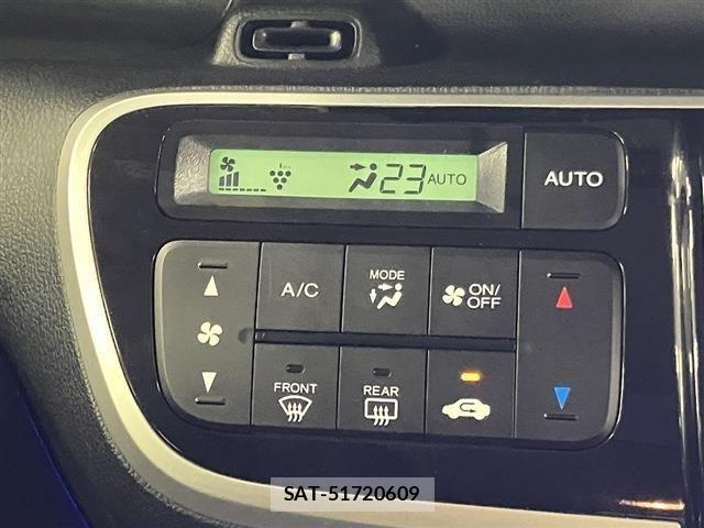 Honda N BOX 2016-06 8208994-16